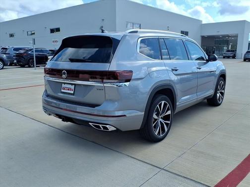 Silver Mist Metallic 2026 Volkswagen Atlas 2.0T SEL Premium R-Line