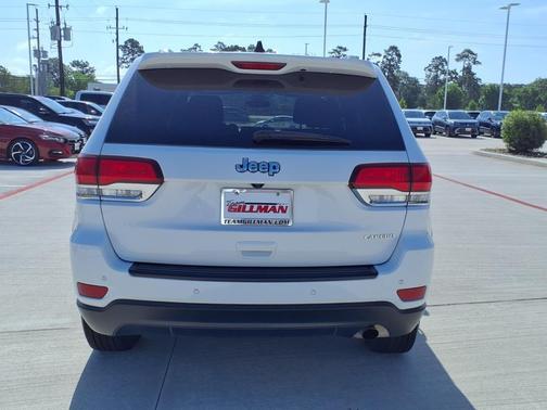 2020 Jeep Grand Cherokee Laredo E