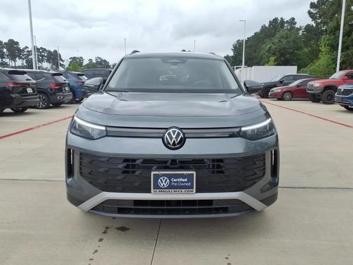Platinum Gray Metallic 2025 Volkswagen Tiguan 2.0T S