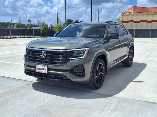 2025 Volkswagen Atlas Cross Sport 2.0T SEL R-Line Black