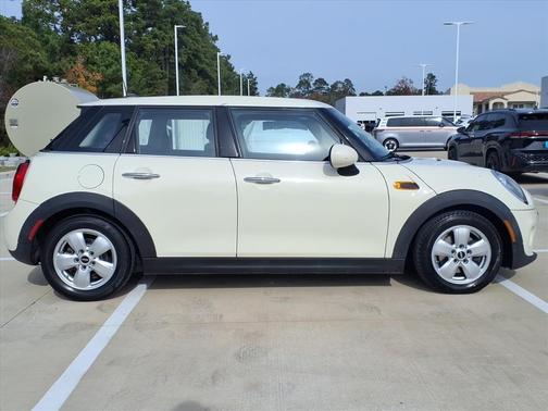 2016 MINI Hardtop Cooper