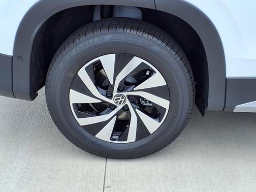 2025 Volkswagen Tiguan 2.0T S