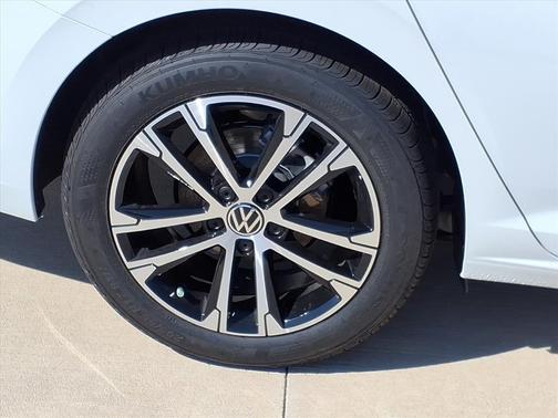 Pure White 2026 Volkswagen Jetta 1.5T Sport