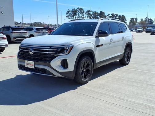 2025 Volkswagen Atlas 2.0T Peak Edition