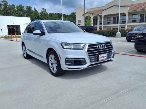 2019 Audi Q7 55 Premium Plus