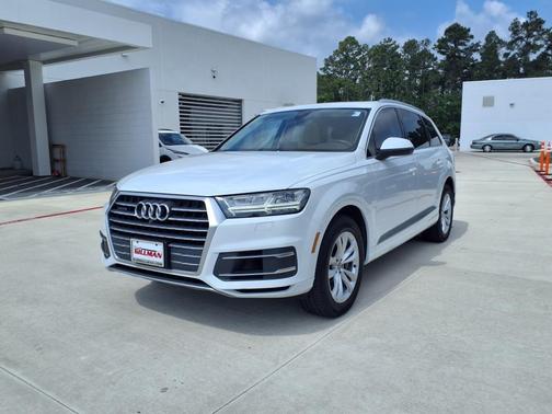 2019 Audi Q7 55 Premium Plus