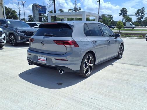 2025 Volkswagen Golf GTI 2.0T SE