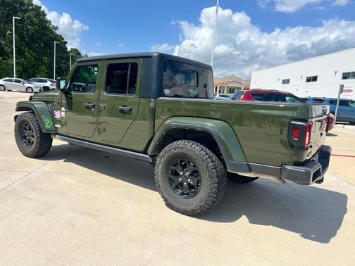 Sarge Green Clearcoat 2021 Jeep Gladiator Sport