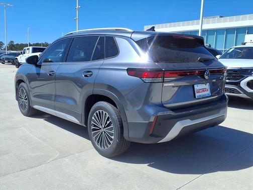 Platinum Gray Metallic 2026 Volkswagen Tiguan 2.0T S