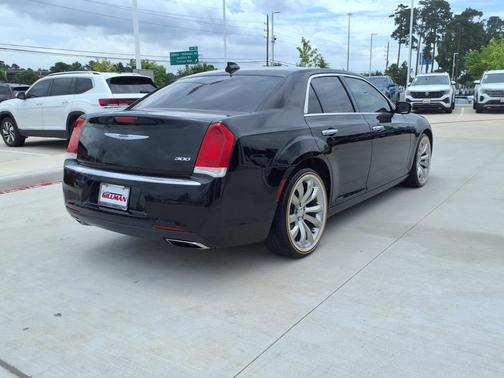 2019 Chrysler 300 Limited