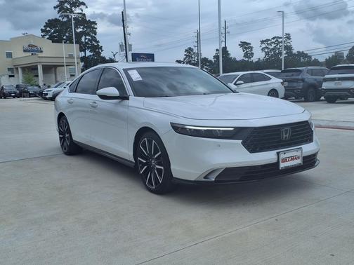 2023 Honda Accord Hybrid Touring