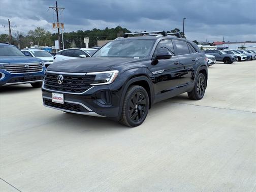 Deep Black Pearl Effect 2026 Volkswagen Atlas Cross Sport 2.0T SE W/TECHNOLOGY