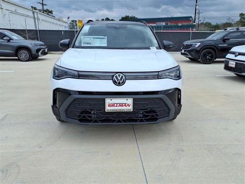 Pure White 2026 Volkswagen Taos 1.5T SE Black