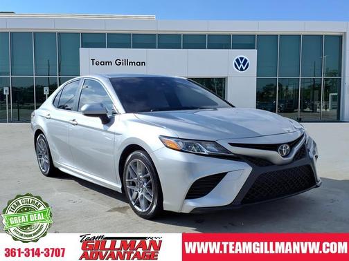 2018 Toyota Camry SE