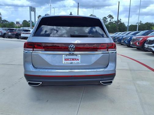 2025 Volkswagen Atlas 2.0T SE