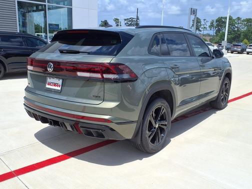 2025 Volkswagen Atlas Cross Sport 2.0T SEL R-Line Black