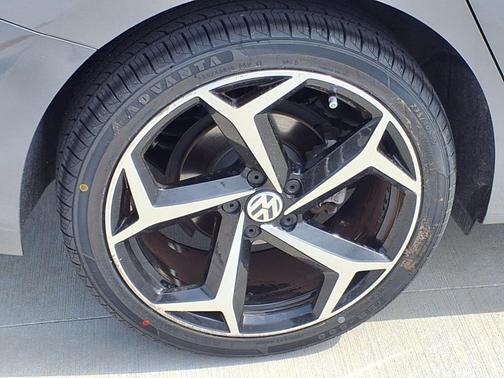 2021 Volkswagen Passat 2.0T R-Line