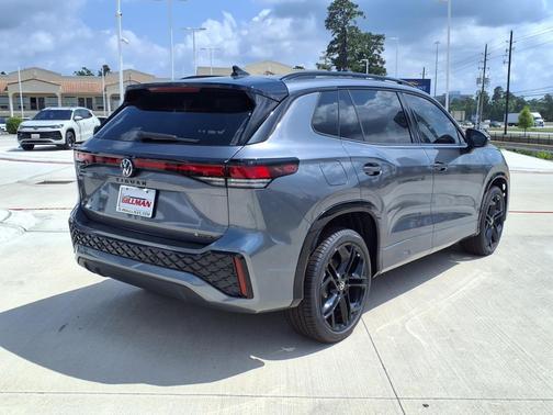 2025 Volkswagen Tiguan 2.0T SE R-Line Black
