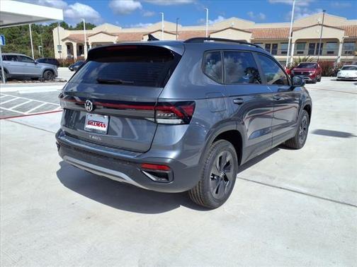 2025 Volkswagen Taos 1.5T S