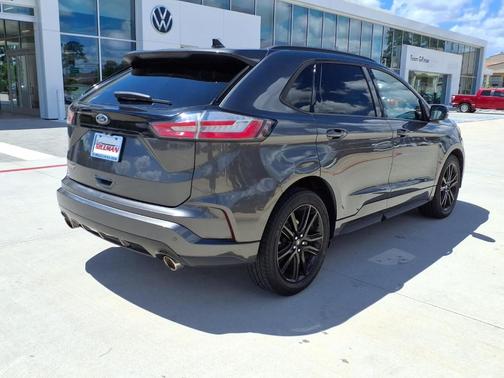 Magnetic Metallic 2020 Ford Edge ST Line