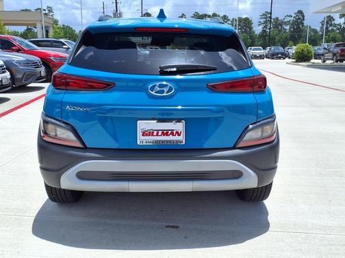 2022 Hyundai KONA SEL