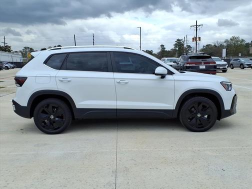 2026 Volkswagen Taos 1.5T SE