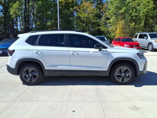 2025 Volkswagen Taos 1.5T S