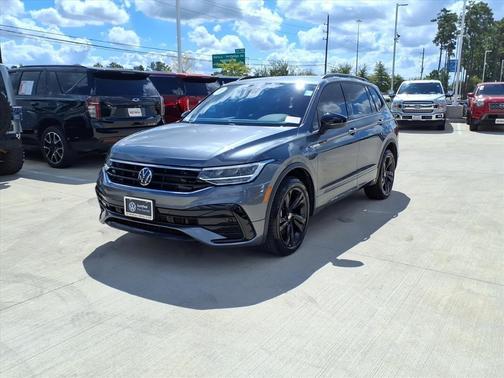 2023 Volkswagen Tiguan 2.0T SE R-Line Black