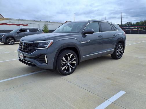 Pure Gray 2026 Volkswagen Atlas Cross Sport 2.0T SEL Premium R-Line