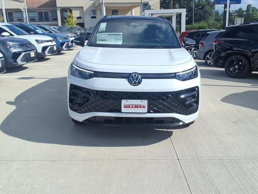 2025 Volkswagen Tiguan 2.0T SE R-Line Black