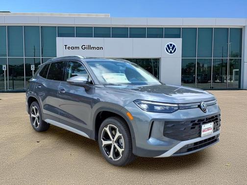 Platinum Gray Metallic 2026 Volkswagen Tiguan 2.0T SE