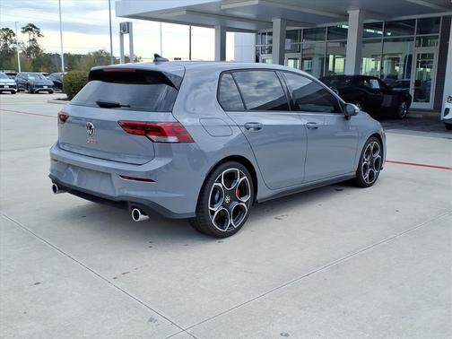 2025 Volkswagen Golf GTI 2.0T Autobahn
