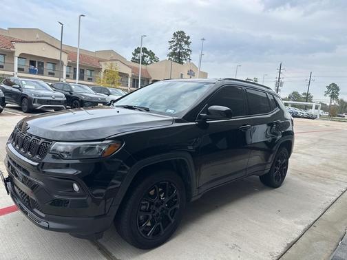 2023 Jeep Compass Altitude