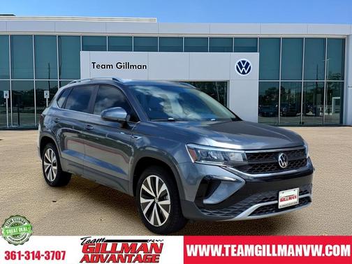 Platinum Gray Metallic 2022 Volkswagen Taos 1.5T SE