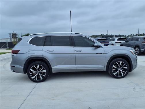2025 Volkswagen Atlas 2.0T SEL Premium R-Line