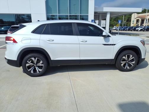 2026 Volkswagen Atlas Cross Sport 2.0T SE
