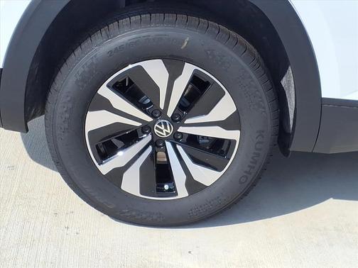 2026 Volkswagen Atlas Cross Sport 2.0T SE