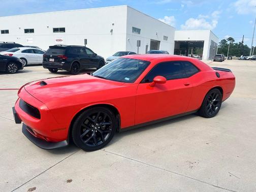 Go Mango! 2023 Dodge Challenger GT