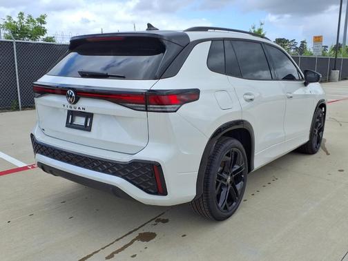 Opal White Pearl 2026 Volkswagen Tiguan 2.0T SE R-Line Black