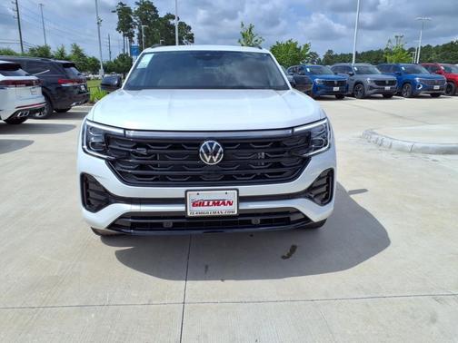 2025 Volkswagen Atlas Cross Sport 2.0T SEL R-Line Black