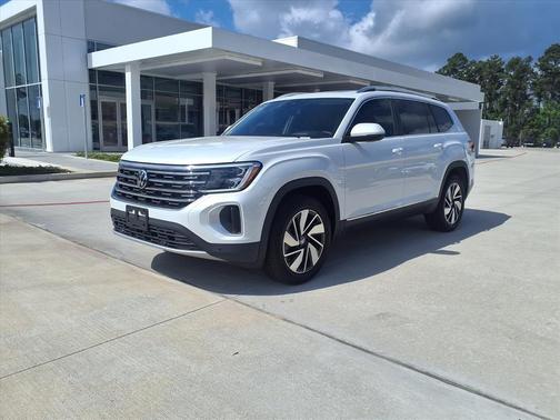 Opal White Pearl 2026 Volkswagen Atlas 2.0T SEL
