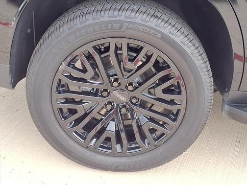 Onyx Black 2022 GMC Yukon Denali