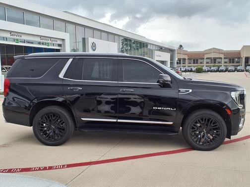 Onyx Black 2022 GMC Yukon Denali