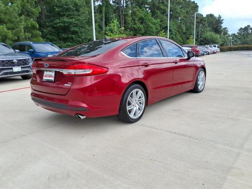 Ruby Red Metallic Tinted Clearcoat 2017 Ford Fusion SE