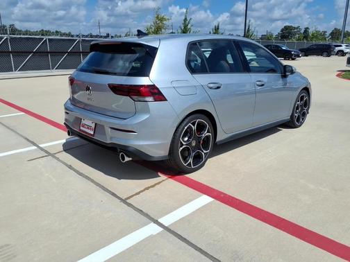 Alpine Silver Metallic 2026 Volkswagen Golf GTI 2.0T Autobahn