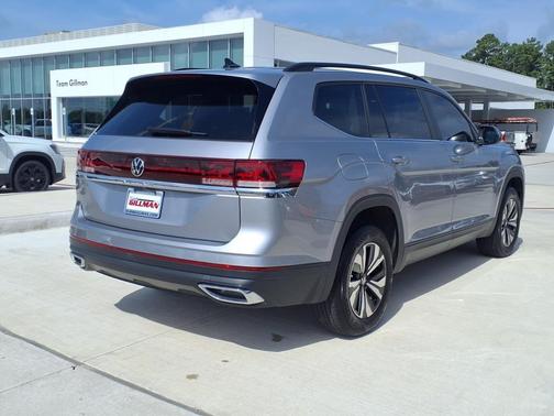 2024 Volkswagen Atlas 2.0T SE