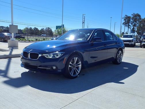 2017 BMW 330 i xDrive