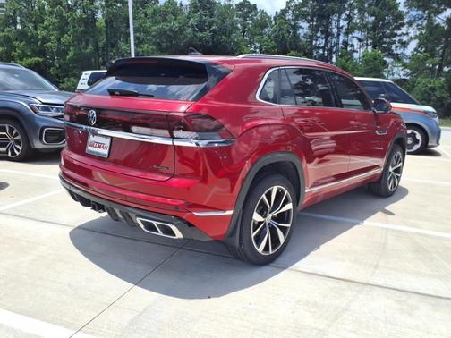 2025 Volkswagen Atlas Cross Sport 2.0T SEL Premium R-Line