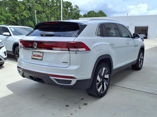 2025 Volkswagen Atlas Cross Sport 2.0T SEL