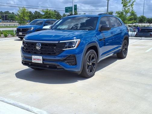 2025 Volkswagen Atlas Cross Sport 2.0T SEL R-Line Black